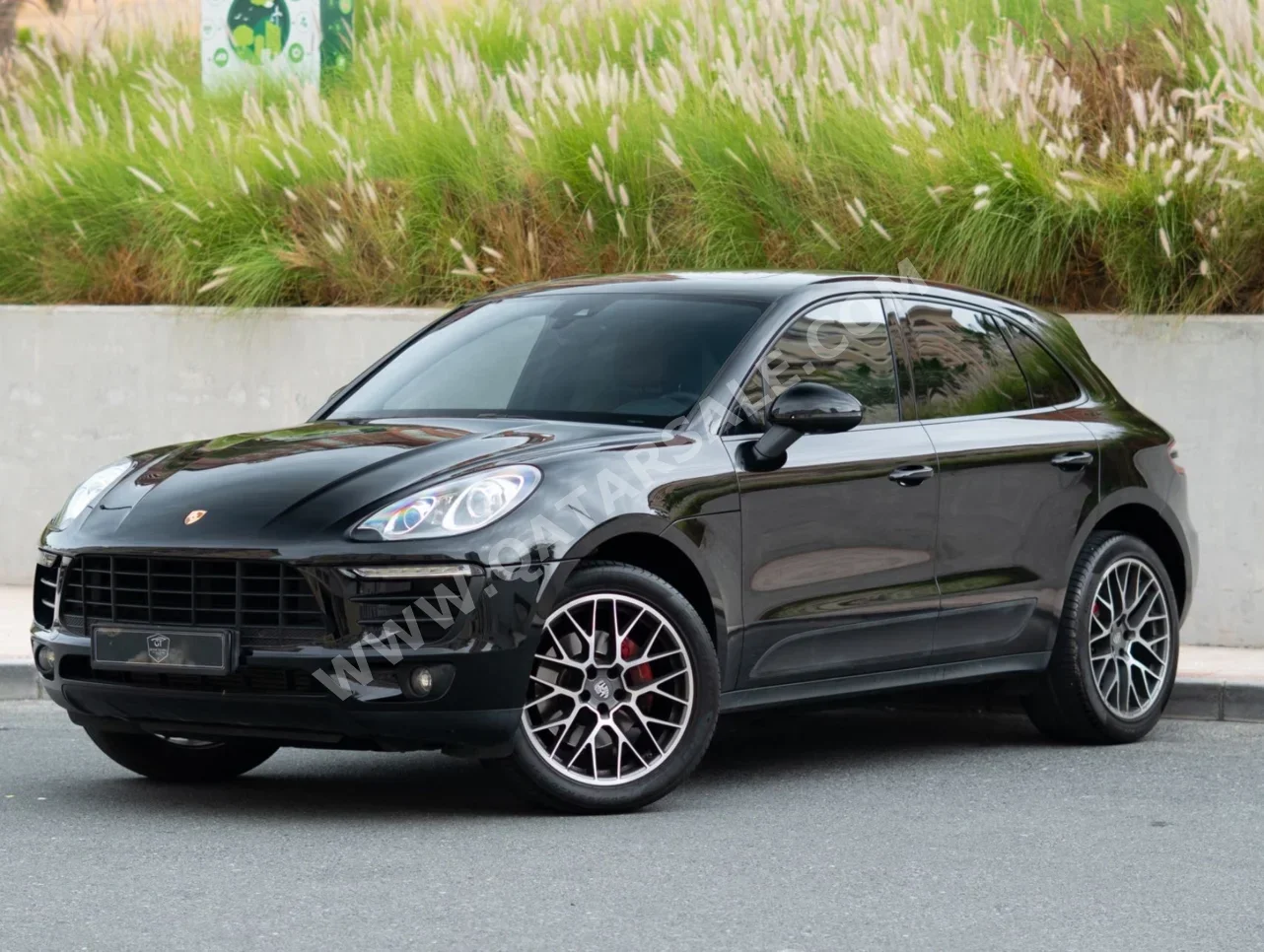 بورش  ماكان  2018  اوتوماتيك  98,000 كم  4 سلندر  دفع خلفي  اس يو في  أسود