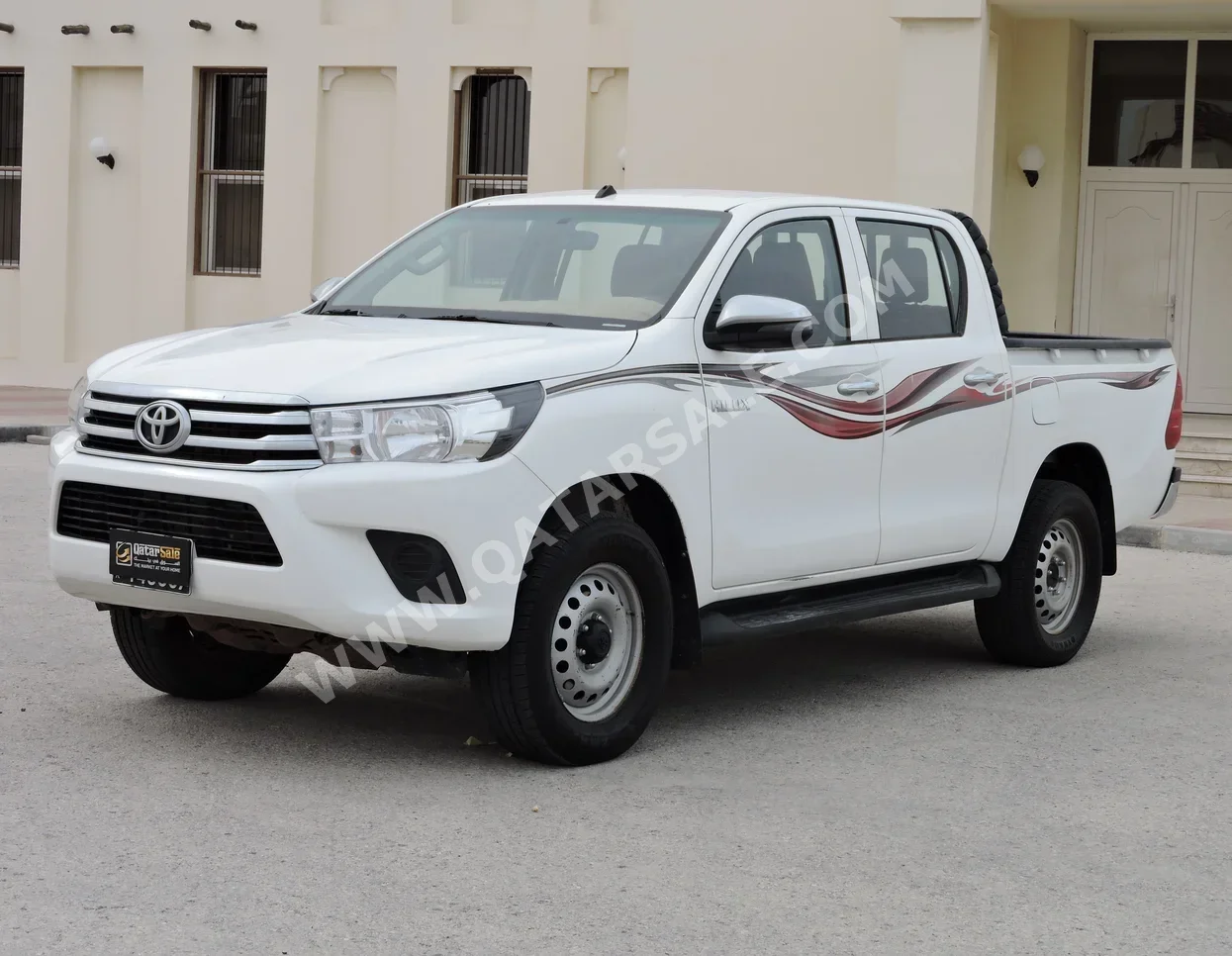 تويوتا  هاي لوكس  2020  اوتوماتيك  347,500 كم  4 سلندر  دفع رباعي  بيكب  أبيض