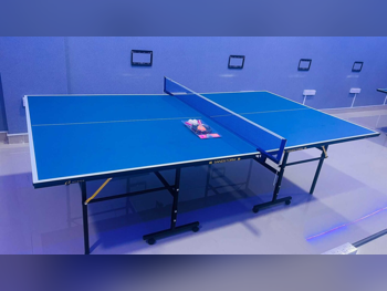 أسود و أزرق طاولة تنس ( بنق بونق )