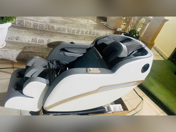 كرسي التدليك ليكون أبيض كل الجسم رباعي الأبعاد