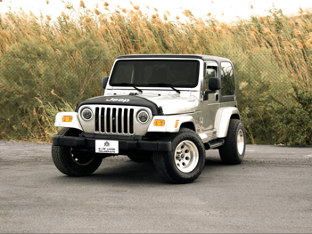 Jeep  Wrangler  2005  Automatic  105,000 Km  6 Cylinder  Four Wheel Drive (4WD)  SUV  Silver