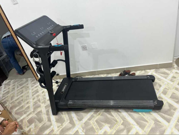 أجهزة اللياقة البدنية - الات المشي  - قابل للطي