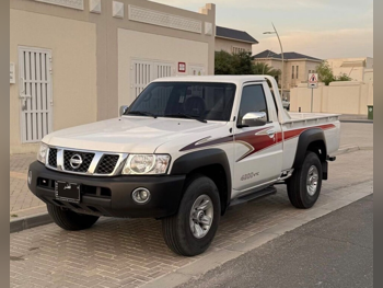 Nissan  Patrol  Pickup  2023  Manual  31,000 Km  6 Cylinder  Four Wheel Drive (4WD)  Pick Up  White  With Warranty