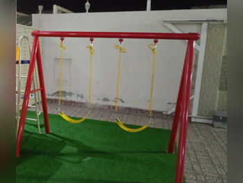 مقعد الطفل / الكراسي الهزازة والأراجيح