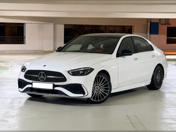 مرسيدس - بنز  سي - كلاس  200  2022  اوتوماتيك  80,000 كم  4 سلندر  دفع خلفي  سيدان  أبيض