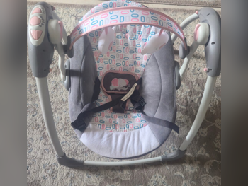 Baby seat / Bouncers and Swings