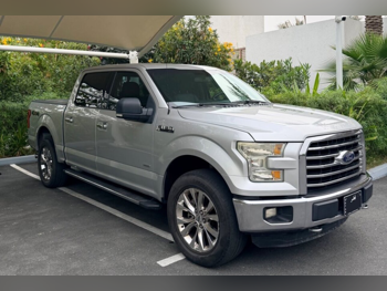 فورد  أف  150 اكس ال تي  2016  اوتوماتيك  190,000 كم  6 سلندر  دفع رباعي  بيكب  فضي