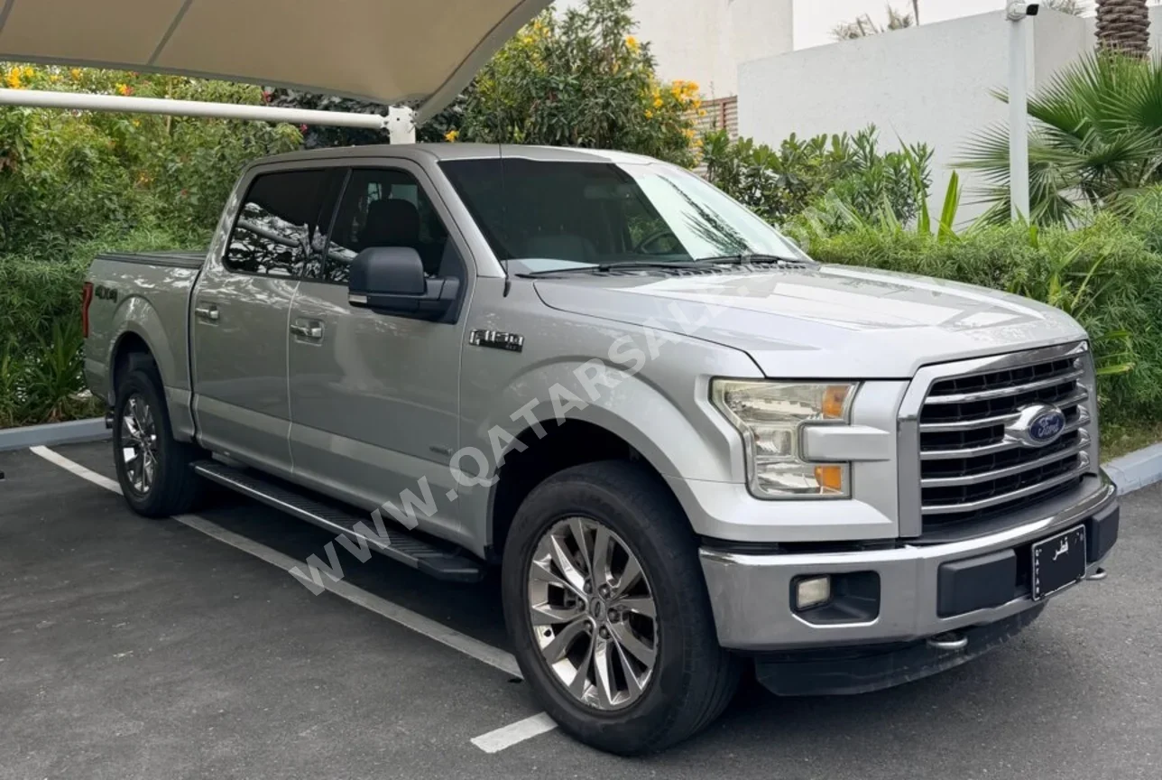 فورد  أف  150 اكس ال تي  2016  اوتوماتيك  190,000 كم  6 سلندر  دفع رباعي  بيكب  فضي