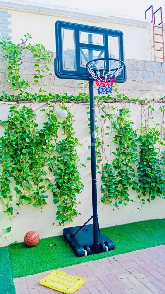 أطواق/ستاند كرة السلة