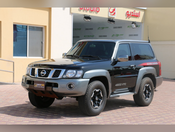 Nissan  Patrol  Super Safari  2022  Manual  70,000 Km  6 Cylinder  Four Wheel Drive (4WD)  SUV  Black and Gray