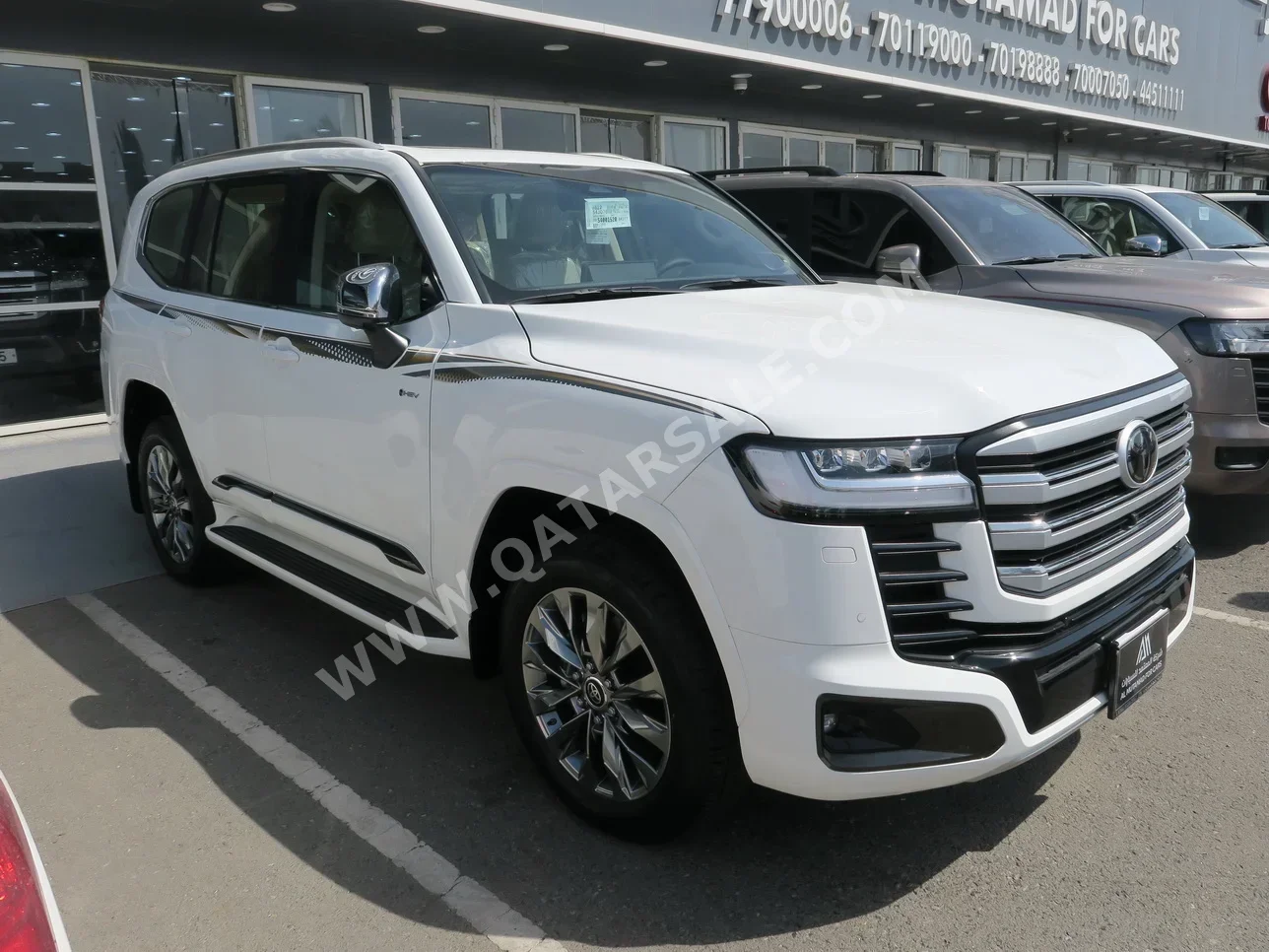 Toyota  Land Cruiser  VX Twin Turbo  2025  Automatic  0 Km  6 Cylinder  Four Wheel Drive (4WD)  SUV  White  With Warranty