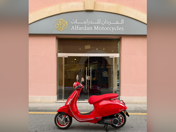 فيسبا  إليتريكا ال 3 -  2024 - اللون احمر -  الضمان