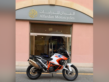 KTM  Super Adventure R -  2024 - Color White & Orange -  Warranty