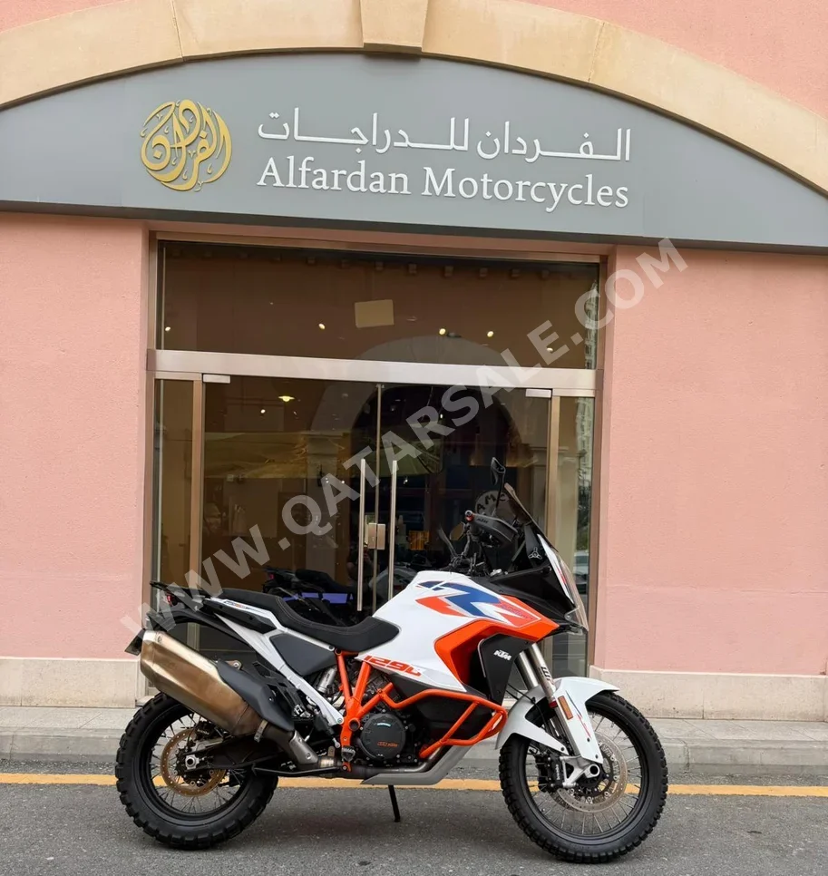 KTM  Super Adventure R -  2024 - Color White & Orange -  Warranty