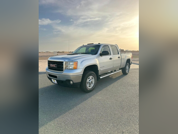 جي ام سي  سييرا  2500 HD  2012  اوتوماتيك  381,390 كم  8 سلندر  دفع رباعي  بيكب  فضي