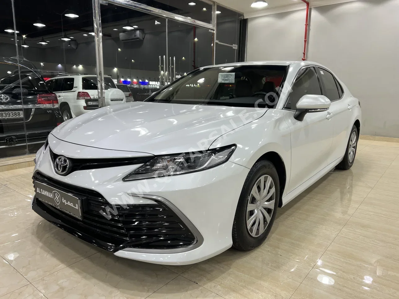 Toyota  Camry  LE  2023  Automatic  15,000 Km  4 Cylinder  Front Wheel Drive (FWD)  Sedan  White