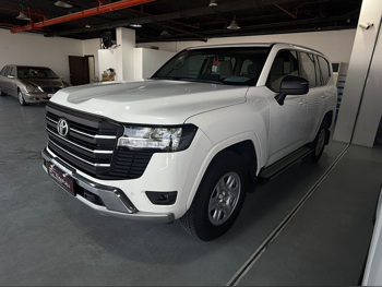Toyota  Land Cruiser  GX  2024  Automatic  143,000 Km  6 Cylinder  Four Wheel Drive (4WD)  SUV  White