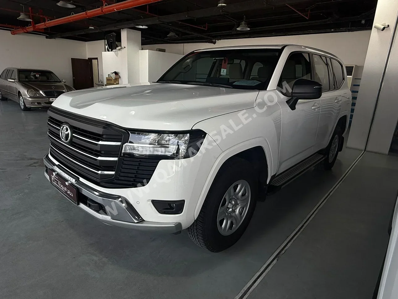 Toyota  Land Cruiser  GX  2024  Automatic  143,000 Km  6 Cylinder  Four Wheel Drive (4WD)  SUV  White