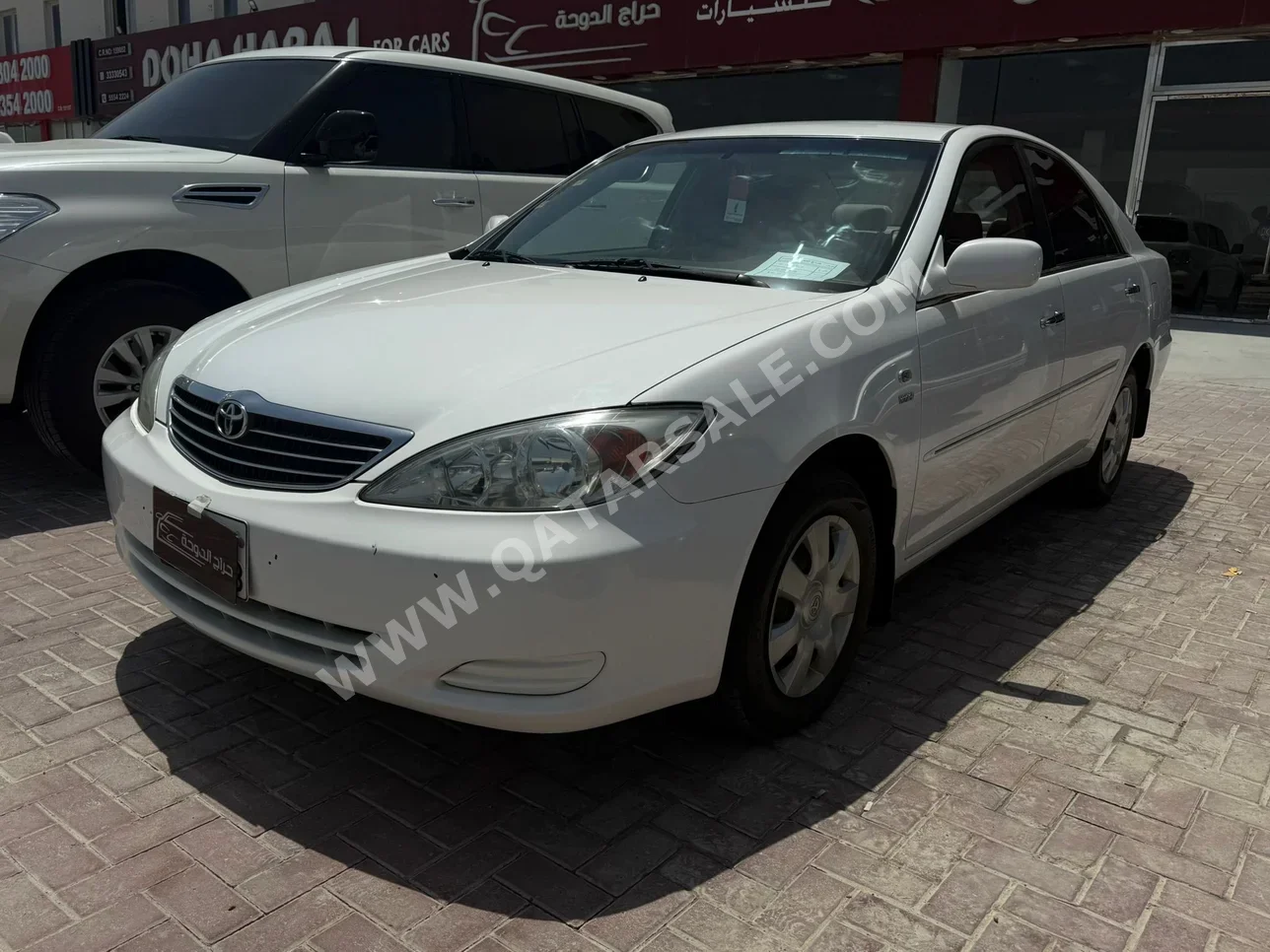 تويوتا  كامري  جي ال اي  2004  اوتوماتيك  160,000 كم  4 سلندر  سحب امامي  سيدان  أبيض