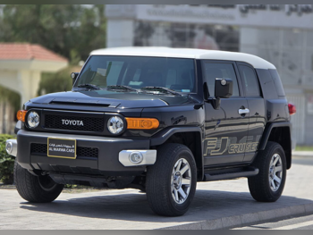 تويوتا  إف جي كروزر  2021  اوتوماتيك  73,000 كم  6 سلندر  دفع رباعي  اس يو في  أسود