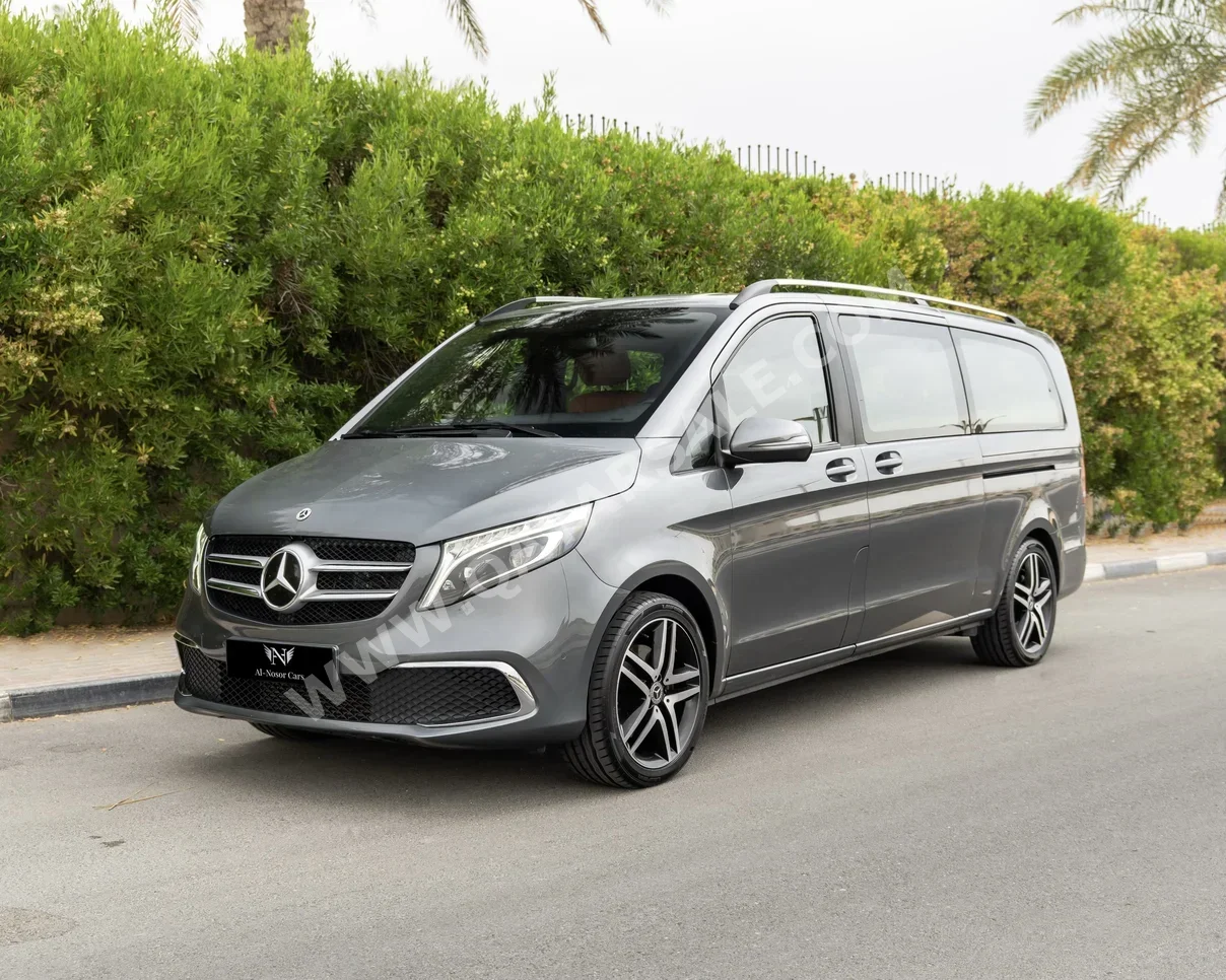 Mercedes-Benz  V-Class  250  2021  Automatic  34,000 Km  4 Cylinder  Rear Wheel Drive (RWD)  Van / Bus  Gray