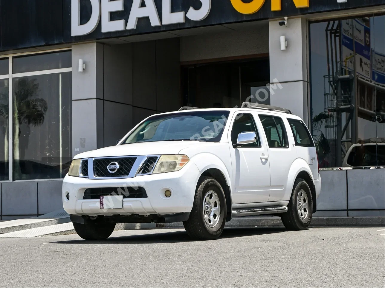 نيسان  باثفايندر  2008  اوتوماتيك  251,000 كم  6 سلندر  دفع رباعي  اس يو في  أبيض