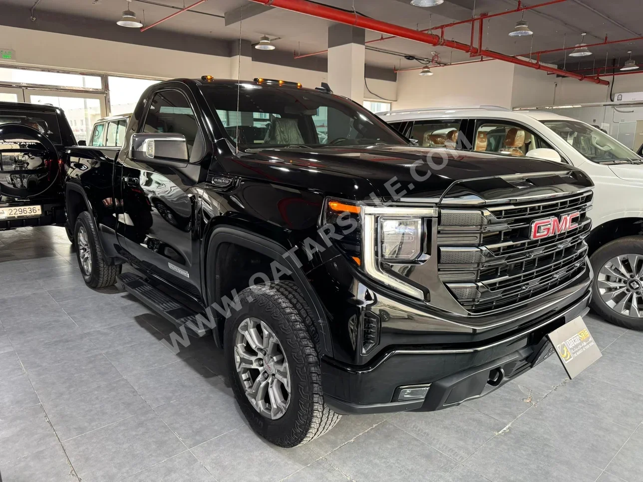 جي ام سي  سييرا  اليفيشن  2023  اوتوماتيك  58,000 كم  8 سلندر  دفع رباعي  بيكب  أسود  تحت الضمان
