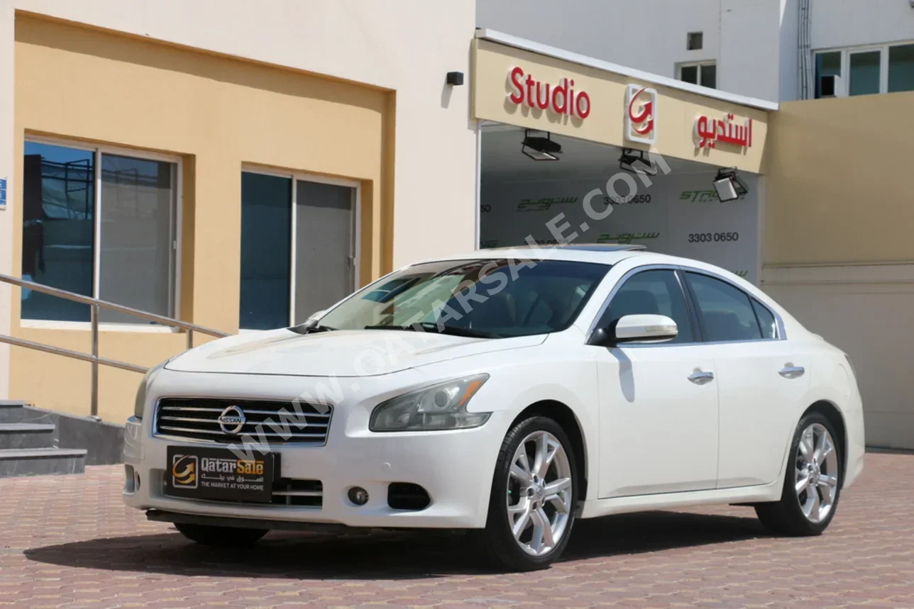 نيسان  ماكسيما  اس  2013  اوتوماتيك  237,000 كم  6 سلندر  دفع خلفي  سيدان  أبيض لؤلؤي