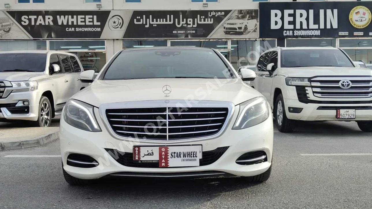 مرسيدس - بنز  اس - كلاس  400  2015  اوتوماتيك  235,000 كم  6 سلندر  دفع خلفي  سيدان  أبيض