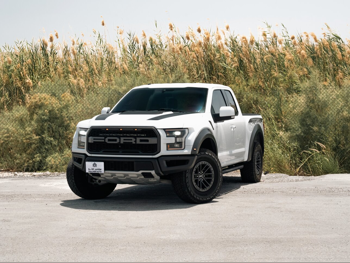 فورد  رابتر  2020  اوتوماتيك  155,000 كم  6 سلندر  دفع رباعي  بيكب  أبيض  تحت الضمان