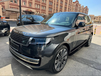 Land Rover  Range Rover  Vogue HSE  2024  Automatic  30,600 Km  6 Cylinder  Four Wheel Drive (4WD)  SUV  Dark Gray  With Warranty