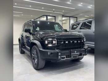 Jetour  T2  Luxury Plus  2025  Automatic  22,000 Km  4 Cylinder  All Wheel Drive (AWD)  SUV  Black  With Warranty
