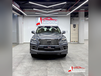 لكزس  ال اكس  570 اس  2015  اوتوماتيك  325,000 كم  8 سلندر  دفع رباعي  اس يو في  رمادي