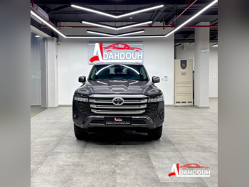 Toyota  Land Cruiser  GXR  2024  Automatic  20,000 Km  6 Cylinder  Four Wheel Drive (4WD)  SUV  Gray  With Warranty