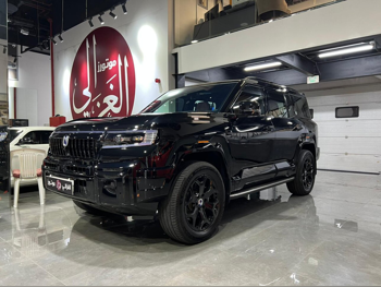 BYD  Denza  B8  2026  Automatic  6,000 Km  4 Cylinder  Four Wheel Drive (4WD)  SUV  Black  With Warranty