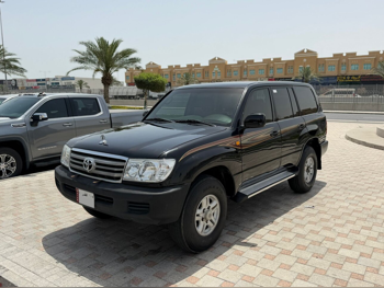 تويوتا  لاند كروزر  جي اكس ار  2006  اوتوماتيك  290,000 كم  6 سلندر  دفع رباعي  اس يو في  أسود