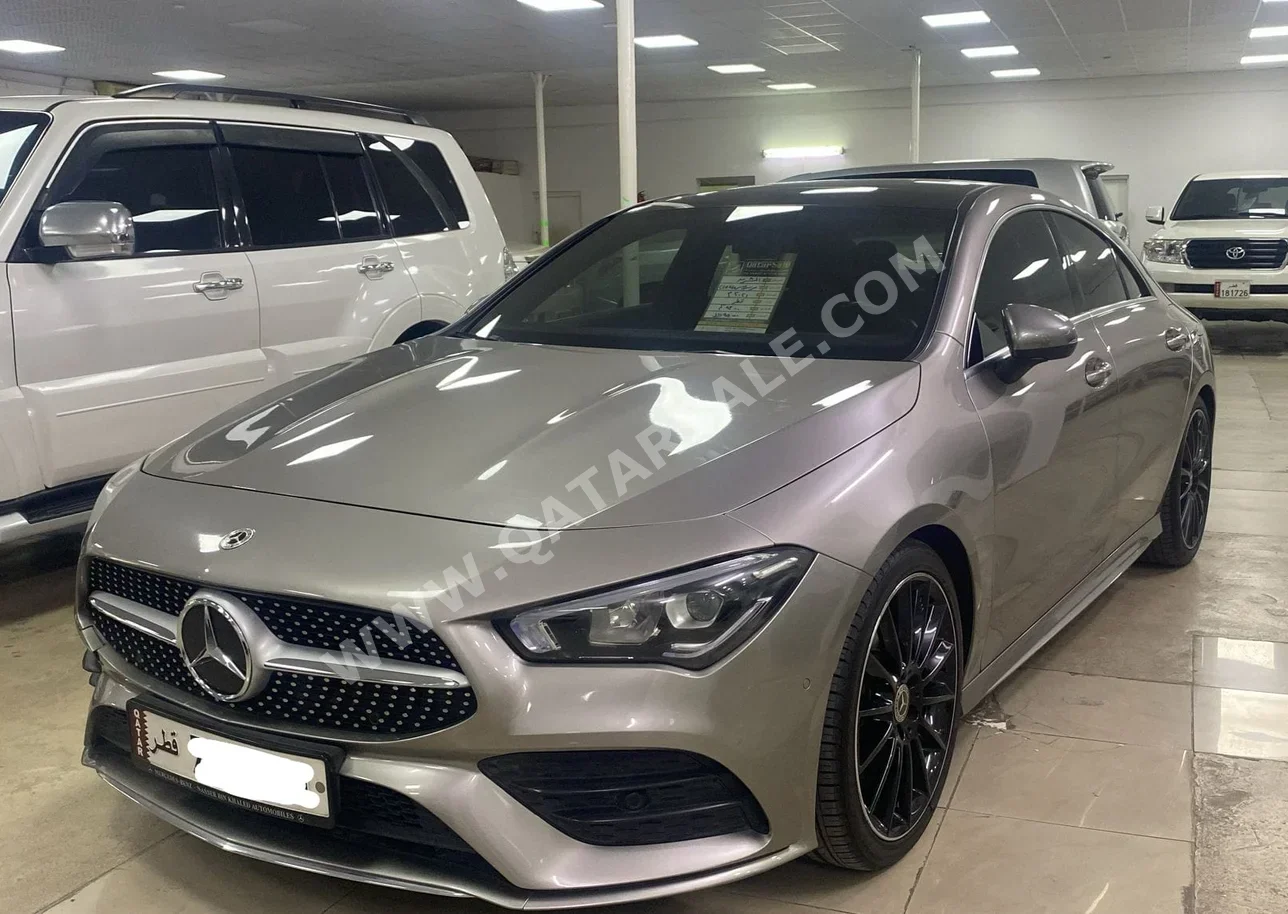 مرسيدس - بنز  سي ال ايه  250  2021  اوتوماتيك  93,000 كم  4 سلندر  دفع خلفي  سيدان  رمادي