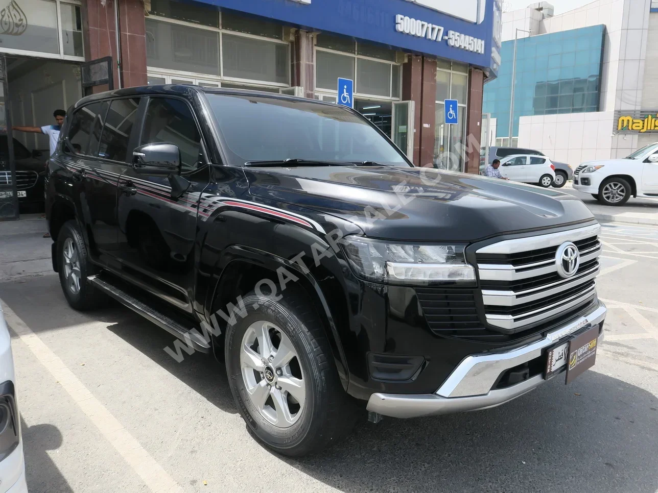 Toyota  Land Cruiser  GXR  2022  Automatic  78,000 Km  6 Cylinder  Four Wheel Drive (4WD)  SUV  Black  With Warranty
