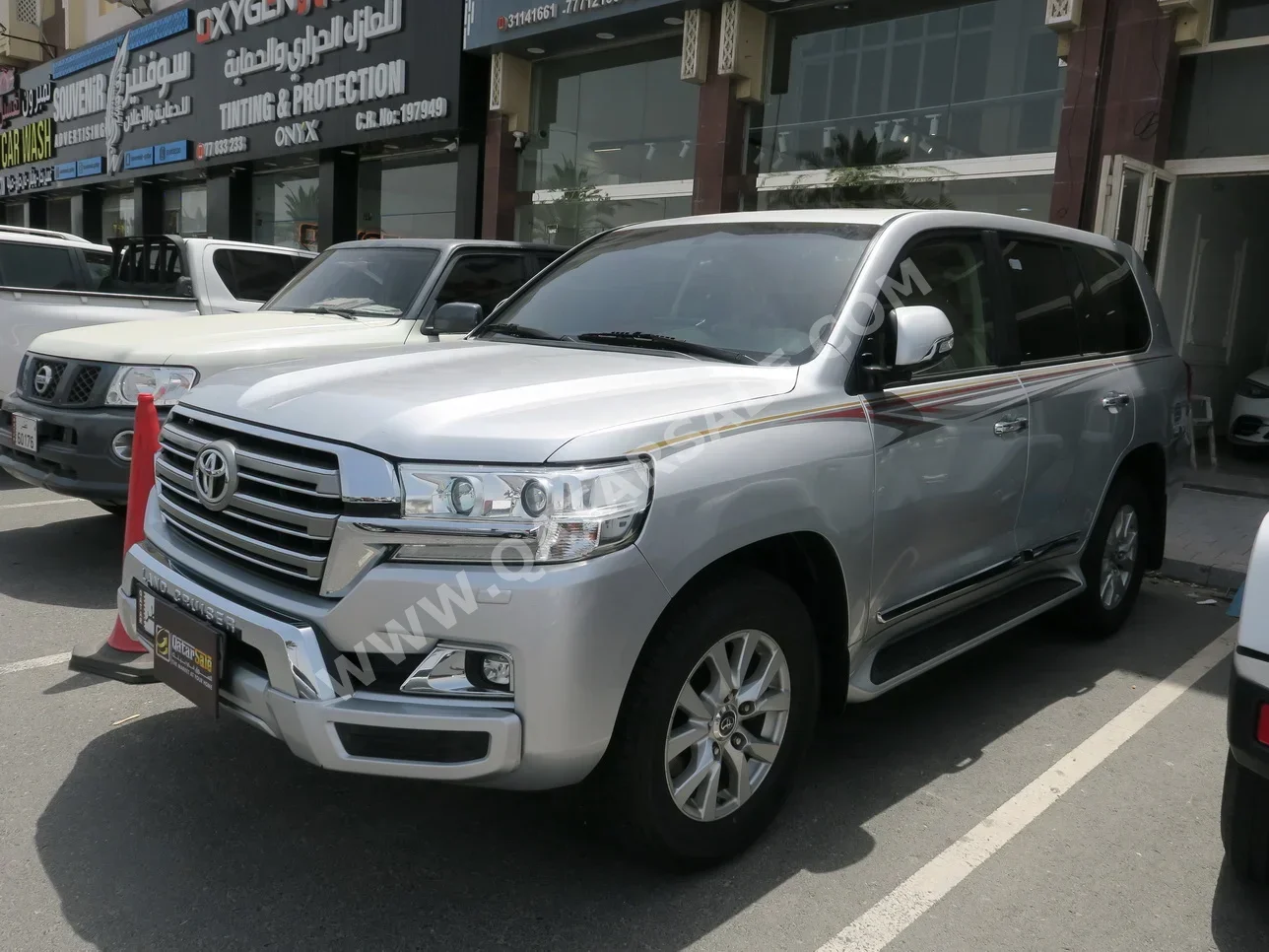 تويوتا  لاند كروزر  جي اكس ار  2018  اوتوماتيك  147,000 كم  8 سلندر  دفع رباعي  اس يو في  رمادي