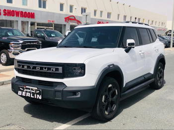 جيتور  تي 1  2025  اوتوماتيك  48,000 كم  4 سلندر  دفع رباعي  اس يو في  أبيض  تحت الضمان