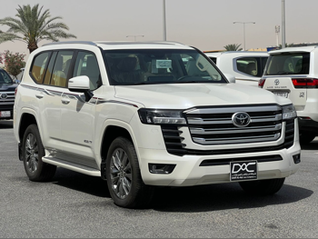 تويوتا  لاند كروزر  جي اكس ار توين توربو  2024  اوتوماتيك  0 كم  6 سلندر  دفع رباعي  اس يو في  أبيض  تحت الضمان