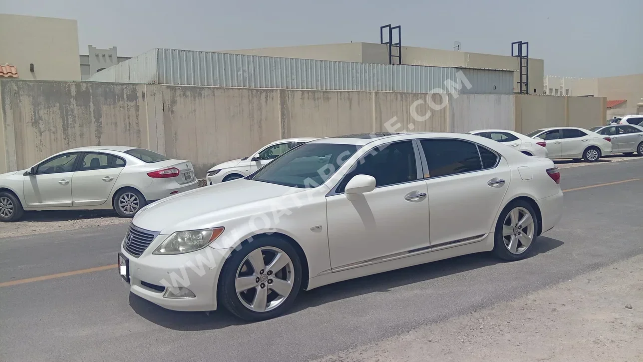 Lexus  LS  460  2008  Automatic  50,600 Km  8 Cylinder  Rear Wheel Drive (RWD)  Sedan  White