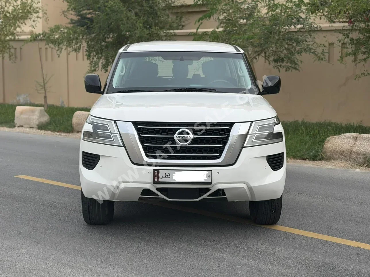 Nissan  Patrol  SE  2020  Automatic  230,000 Km  8 Cylinder  Four Wheel Drive (4WD)  SUV  White