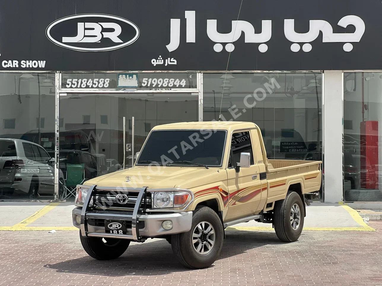 تويوتا  لاند كروزر  ال اكس  2001  عادي  148,000 كم  6 سلندر  دفع رباعي  بيكب  بيج