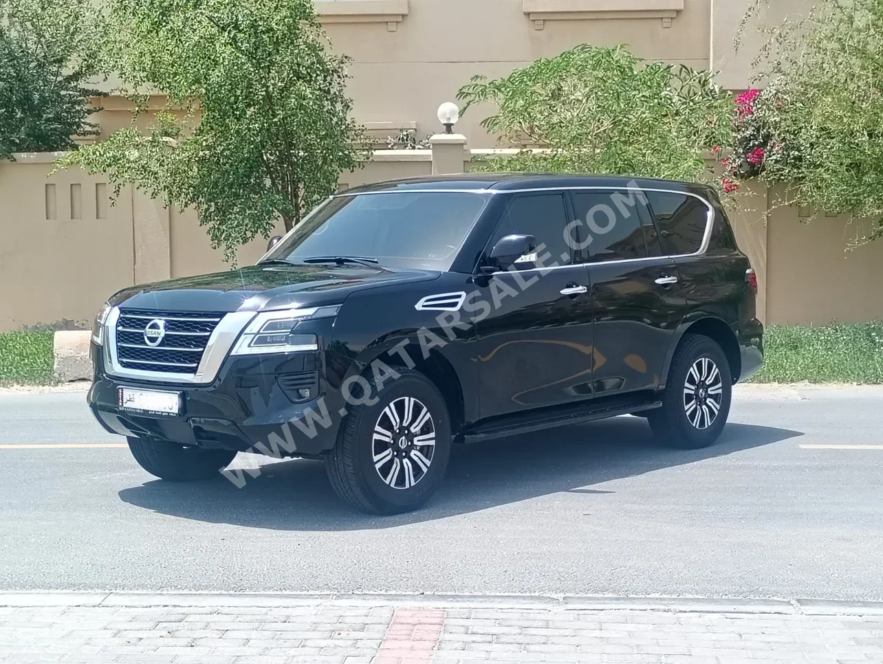 نيسان  باترول  اس اي  2020  اوتوماتيك  119,000 كم  8 سلندر  دفع رباعي  اس يو في  أسود