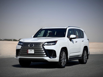 لكزس  ال اكس  600 في اي بي  2023  اوتوماتيك  4,600 كم  6 سلندر  دفع رباعي  اس يو في  أبيض  تحت الضمان