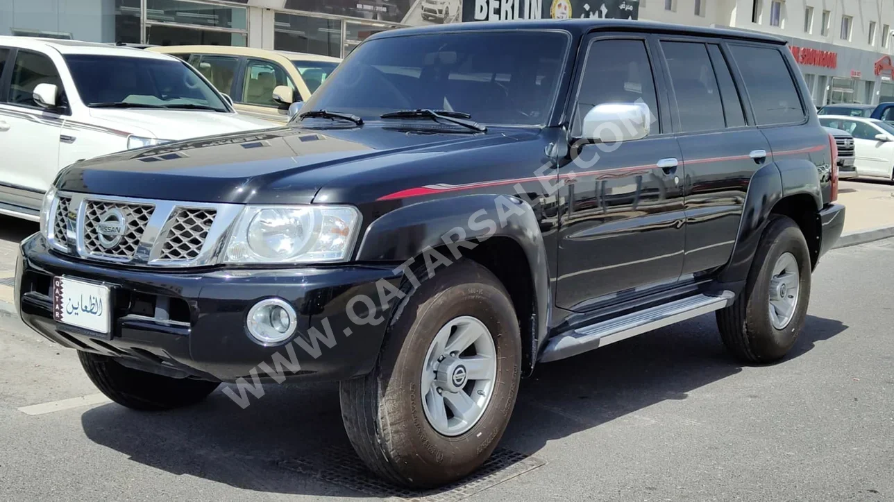 Nissan  Patrol  Super Safari  2024  Manual  76,000 Km  6 Cylinder  Four Wheel Drive (4WD)  SUV  Black  With Warranty