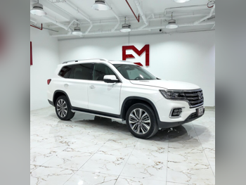 ام جي  ار اكس  توربو  2023  اوتوماتيك  92,000 كم  6 سلندر  دفع رباعي  اس يو في  أبيض