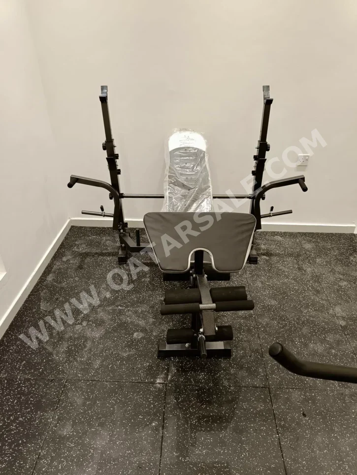 معدات رياضية / تمارين - مقعد الوزن  - أسود