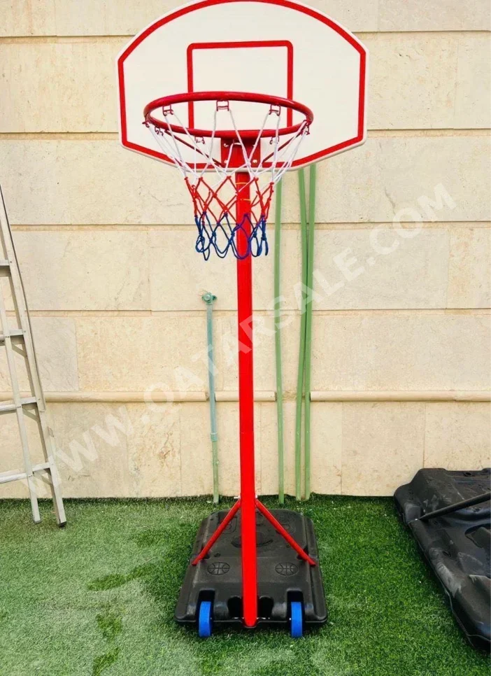 أطواق/ستاند كرة السلة